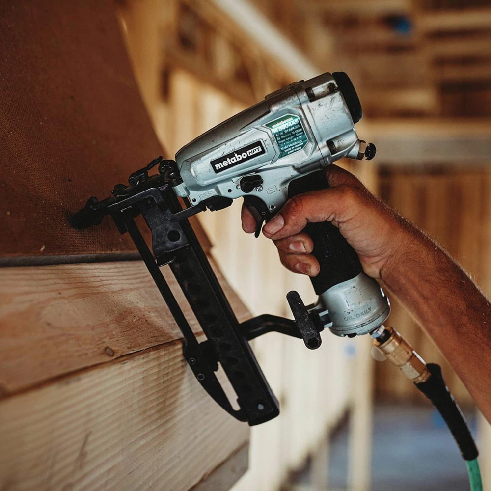 Metabo HPT N3804A5M 1-1/2 In. 18-Gauge 1/4 In. Narrow Crown Pro Finish Stapler 8 Metabo HPT N3804A5M 1-1/2 In. 18-Gauge 1/4 In. Narrow Crown Pro Finish Stapler - Image 6