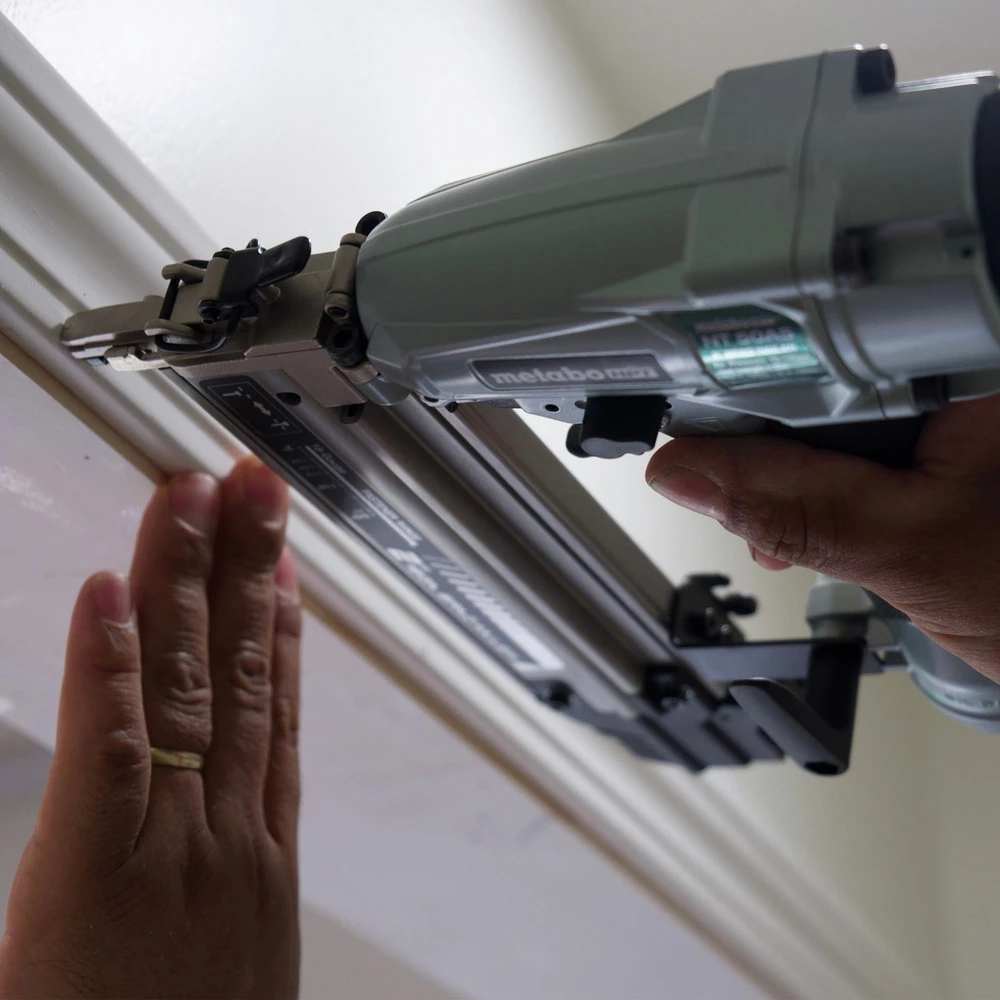 Metabo HPT NT50A5M 2 In. 18-Gauge Pro Brad Nailer 9 Metabo HPT NT50A5M 2 In. 18-Gauge Pro Brad Nailer - Image 7